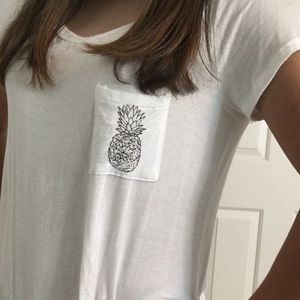 White Pineapple Pocket, High-Low Shirt